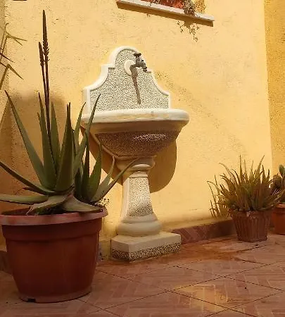 Dolce Casa Tonnarella Apartment